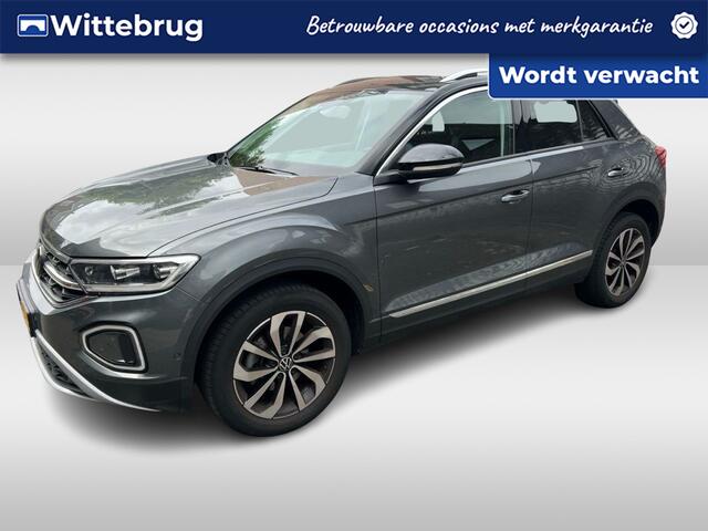 Volkswagen T-Roc 1.5 TSI 150PK Style / Afneembare Trekhaak / Achteruitrijcamera / Elektrische Achterklep / Dodehoek Sensor / Stoelverwarming / Keyless Entry