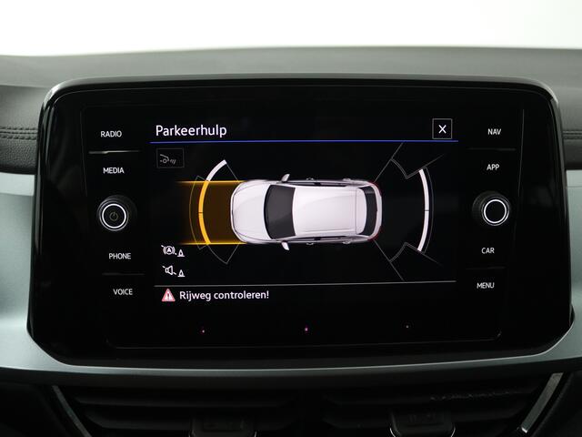 Volkswagen T-Roc 1.0 TSI Life Business | Trekhaak | Stoelverwarming | Camera | Dodehoekdetectie | Digtial Cockpit | €750-inruilpremie