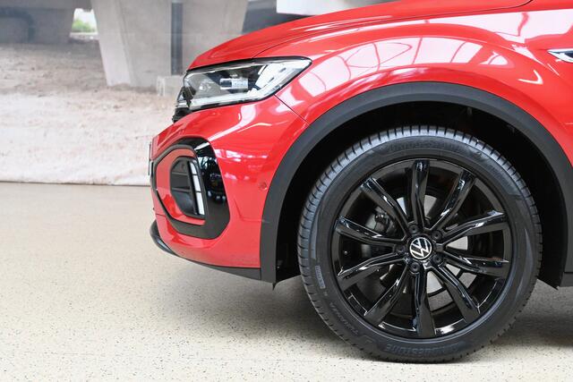 Volkswagen T-Roc 1.5 TSI 150pk R-Line Business+ | IQ. Light | Camera | Elek. klep | 100% (Dealer) onderhouden label