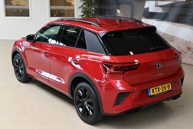 Volkswagen T-Roc 1.5 TSI 150pk R-Line Business+ | IQ. Light | Camera | Elek. klep | 100% (Dealer) onderhouden label