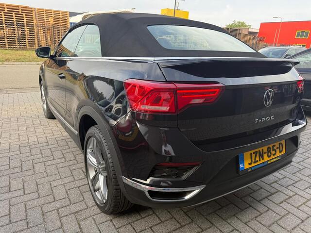 Volkswagen T-Roc Cabrio 1.5 TSI Style | 2E EIGENAAR | 3/6/12 MND GARANTIE | AUTOMAAT | DIGITAL DASH | ACC | LED | CARPLAY | DAB | STOEL/STUUR VERW. |