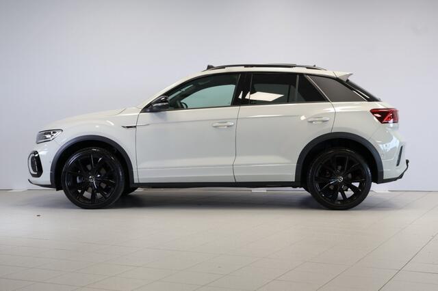 Volkswagen T-Roc 1.5 TSI R-Line Black Edition - Schuif/kanteldak - Trekhaak - 19 Inch