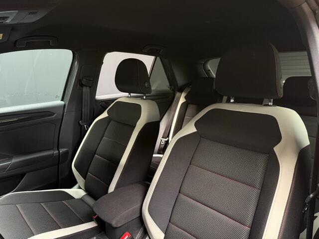 Volkswagen T-Roc 1.5 Tsi DSg Sport/navi/18inch/zwarte hemel/stoelverwarming/black optic
