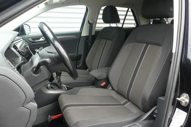 Volkswagen T-Roc 1.0 TSI Style TREKHAAK, ADAPT. CRUISE, CLIMA, NAVI, PDC V&A, APPLE CARPLAY/ANDROID AUTO, 123.953KM
