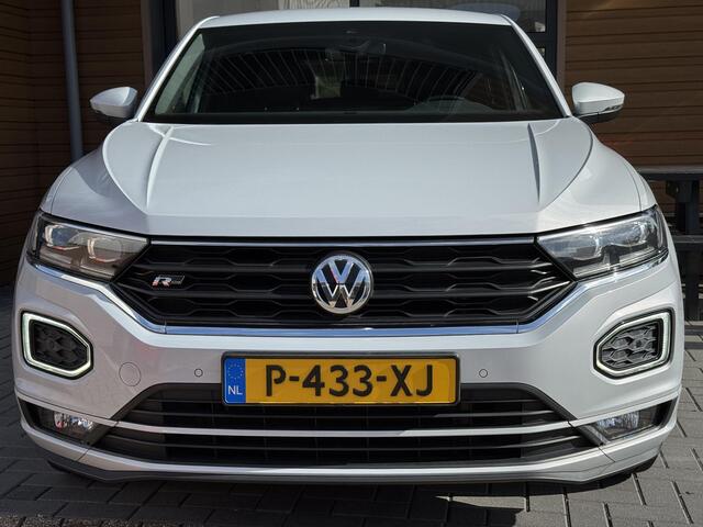 Volkswagen T-Roc 1.5 TSI Sport,R line,Carpl,Cruise,19Inch,Pdc