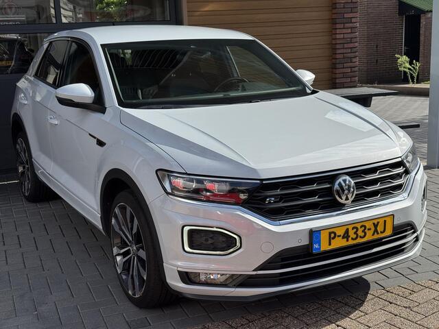 Volkswagen T-Roc 1.5 TSI Sport,R line,Carpl,Cruise,19Inch,Pdc