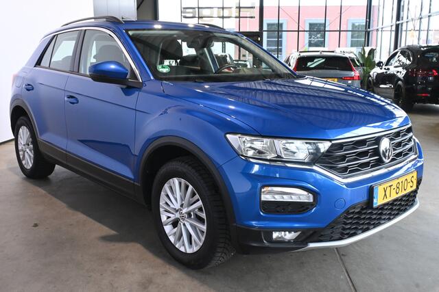 Volkswagen T-Roc 1.5 TSI Style Automaat Clima Carplay Cruise Control Trekhaak Rijklaarprijs! Inruil Mogelijk!