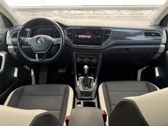 Volkswagen T-Roc 1.5 TSI Sport | LED | Trekhaak | Carplay | Camera | Virtual Cockpit | Blind-Spot | PDC