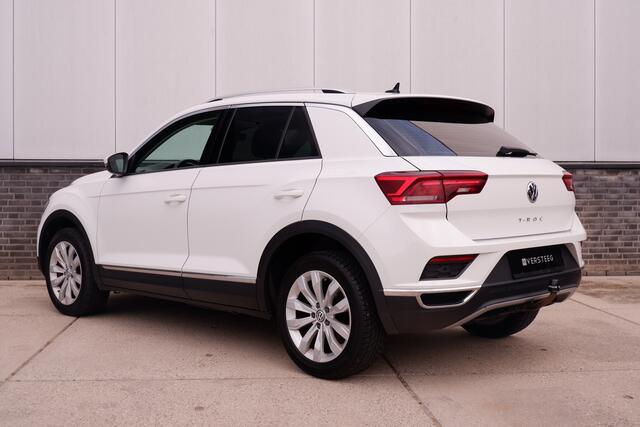 Volkswagen T-Roc 1.5 TSI Sport | LED | Trekhaak | Carplay | Camera | Virtual Cockpit | Blind-Spot | PDC