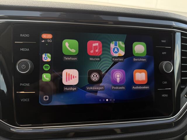 Volkswagen T-Roc 1.5 TSI Sport | LED | Trekhaak | Carplay | Camera | Virtual Cockpit | Blind-Spot | PDC