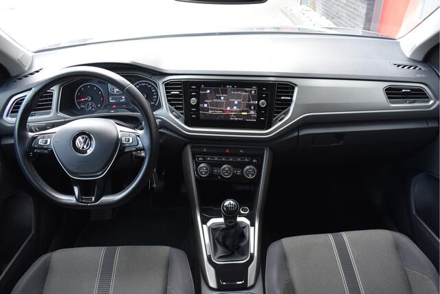 Volkswagen T-Roc 1.0 TSI Style Camera, Stoelverwarming, Adaptive cruise, Carplay