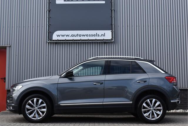 Volkswagen T-Roc 1.0 TSI Style Camera, Stoelverwarming, Adaptive cruise, Carplay