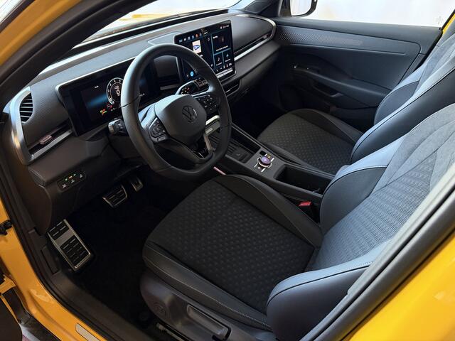 Volkswagen T-Roc 1.5 eTsi R-LINE 150PK EDITION BLACK STYLE 19''LMV IQ LED/GRIL/LOGO STOEL/STUUR.VERW ELEK.KLEP 2026 ?Top Auto's Wijchen , 30 Jaar Specialist in Volkswagen : Alle Type's : R-Line Edition / Style / First Edition / Highline / Life , Zowel PHEV / HEV / MHEV / Benzine ?
