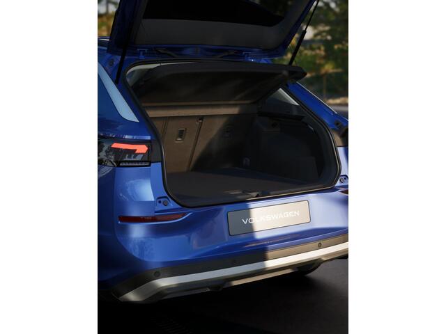 Volkswagen T-Roc 1.5 eTSI 116 7DSG Limited Edition | 'App-Connect' draadloze smartphone integratie | Automatische afstandsregeling (Adaptive Cruise Control) | Buitenspiegels elektrisch instel-, verwarm- en inklapbaar
