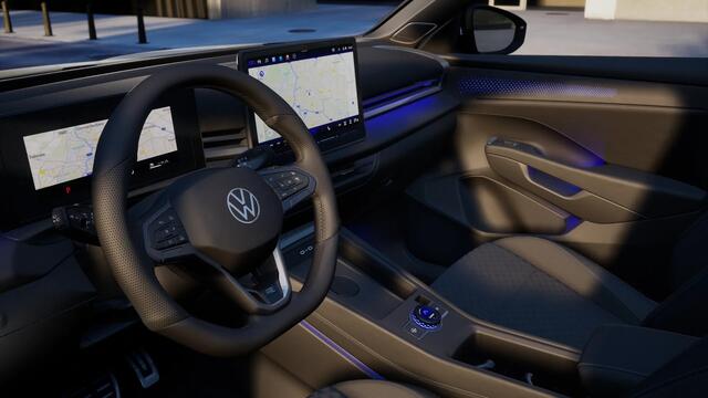 Volkswagen T-Roc 1.5 Hybrid 170 1AT R-Line Edition | 'App-Connect' draadloze smartphone integratie | 30,5 cm display met 2D en 3D weergave | Achterklep, elektrisch, met sensorgestuurde opening (Easy Open)
