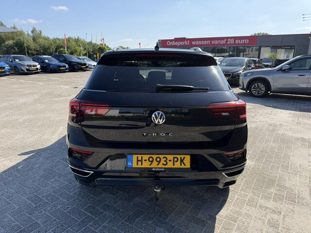 Volkswagen T-Roc 1.5 TSI Sport R-Line Trekhaak Carplay Achteruitrijcamera 4S Banden Stoelverwarming