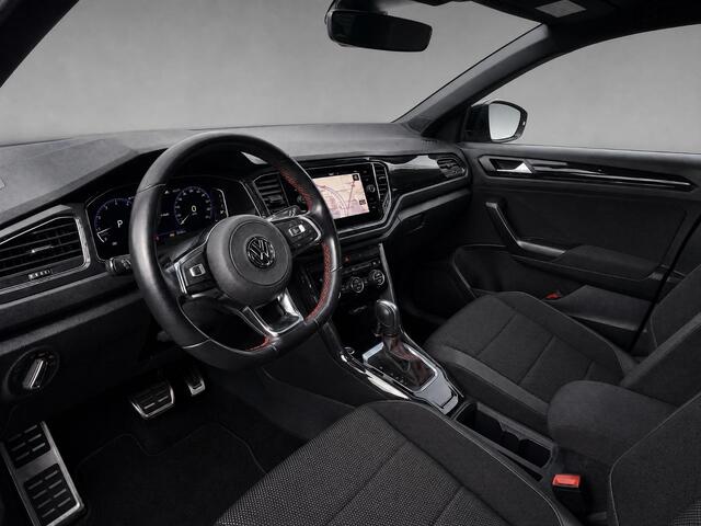 Volkswagen T-Roc 1.5 TSI 150pk DSG Sport Business R · Panoramadak · Camera · Keyless · Apple/Android Car Play · Navigatie · P-Sensoren ·