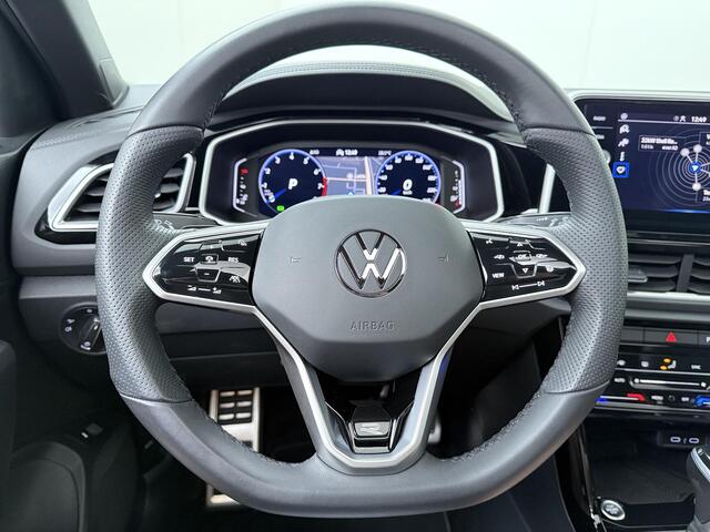 Volkswagen T-Roc 1.5 TSI R-Line | 150 PK | Automaat | Adaptive Cruise Control | Achteruitrijcamera | Panoramadak | Keyless Entry | Dodehoek detectie | Stuur- & Stoelverwarming |