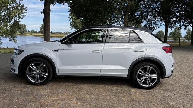 Volkswagen T-Roc 1.5 TSI 3 x R-Line 2020 Carplay Trekhaak ACC PDC Dealeronderhouden