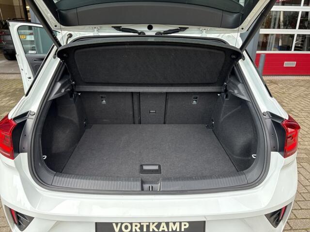 Volkswagen T-Roc 1.5 TSI DSG R-LINE PANO-DAK/CAMERA/ELEK-KLEP/ACC/STOEL+STUURVERW/BEATS-AUDIO