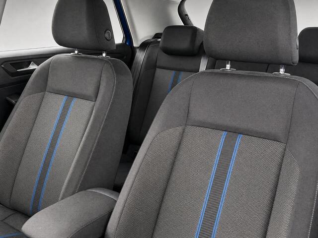 Volkswagen T-Roc 1.0TSI/115PK Style · Apple/Android Car Play · Trekhaak · Camera + Parkersensoren· Clima ·