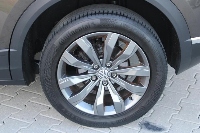 Volkswagen T-Roc 1.0 TSI Style | Incl. 12 maanden garantie | Apple carplay/Android auto | Adaptieve cruise control | Climate control | Lane assist | Parkeersensoren | DAB radio | Navigatie |