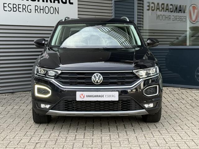 Volkswagen T-Roc 1.5 TSI Sport NAV/CAM,LED,KEYLESS,ACC