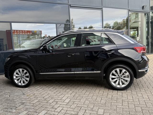 Volkswagen T-Roc 1.5 TSI Sport NAV/CAM,LED,KEYLESS,ACC