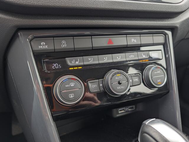 Volkswagen T-Roc 1.5 TSI | 150PK | SPORT | LED | Camera | Virtual | ECC | ACC | Halfleer | App conn.