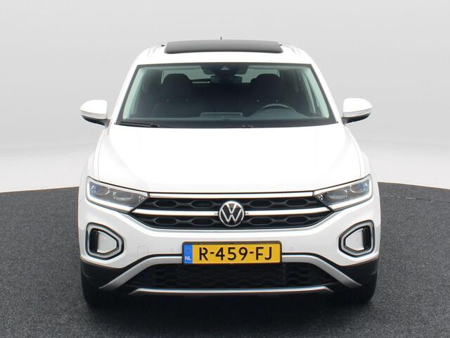 Volkswagen T-Roc 1.5 TSi 150 Pk Automaat Style | Carplay | IQ.Light LED | Panoramadak | Virtual Cockpit | Adaptive Cruise | 17 Inch