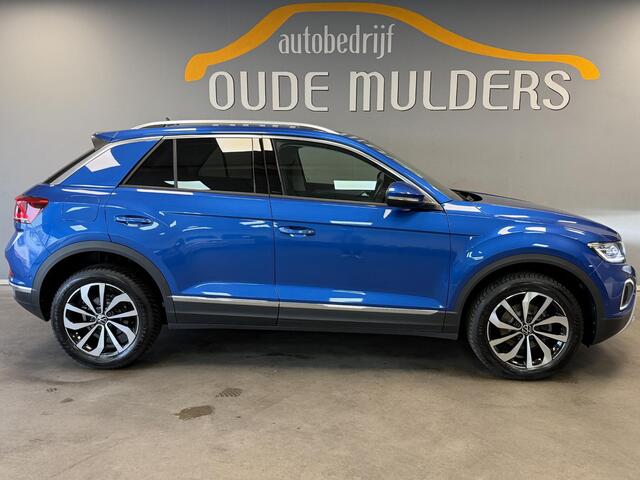 Volkswagen T-Roc 1.5 TSI Style | Adaptive cruise | IQ light | Standkachel | Keyless | Digidash | Achteruitrijcamera | Clima | Stoelverwarming |