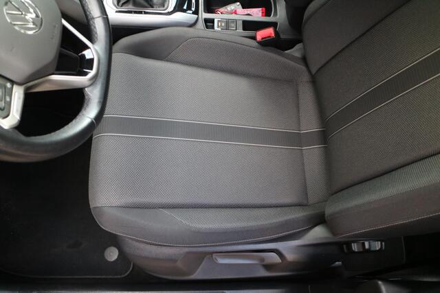Volkswagen T-Roc 1.0 TSI Style | Carplay | LED | Goed onderhouden! |