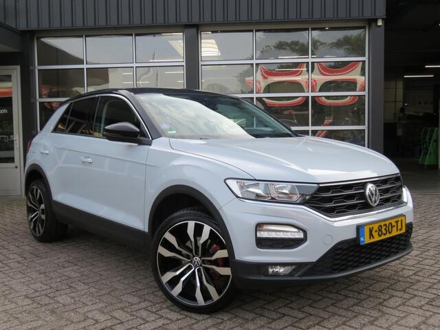 Volkswagen T-Roc 1.5 TSI 150pk DSG-aut. SPORT / 19 Inch / Trekhaak / Carplay / Stoelverw. / Adap.cruise / BOVAG garantie
