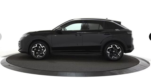 Volkswagen T-Roc 1.5 eTsi R-Line First Edition