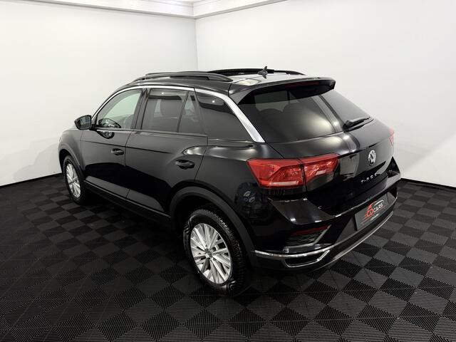 Volkswagen T-Roc 1.5 TSI Style Panoramadak, Camera, Apple carplay, Elektrische achterklep, Cruise control adaptief, A start stop, Clima, Lichtmetalen velgen