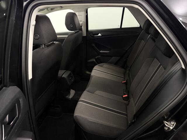Volkswagen T-Roc 1.5 TSI Style Panoramadak, Camera, Apple carplay, Elektrische achterklep, Cruise control adaptief, A start stop, Clima, Lichtmetalen velgen