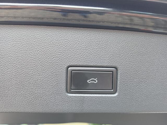 Volkswagen T-Roc 2.0 TSI 4Motion Sport Automaat * LED * Navi * Camera * NAP * Eerste Eigenaar *