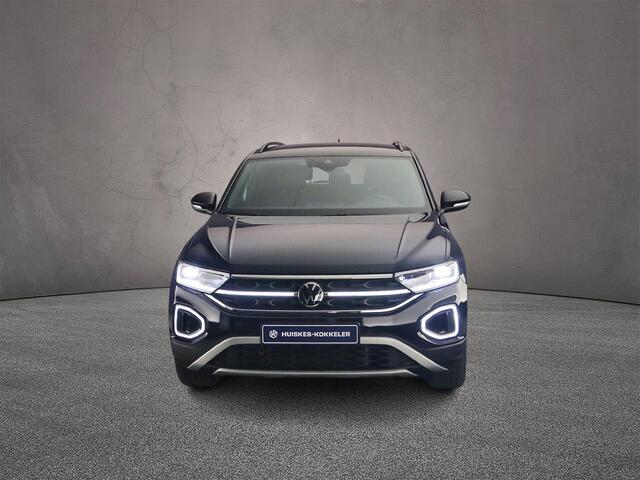 Volkswagen T-Roc 1.0 TSI Life 110pk, Trekhaak, Adaptive cruise control, Stoelverwarming, Matrix LED koplampen, Navigatie, Climate control, App-connect, Parkeersensoren, Virtual cockpit, DAB-radio, Airco