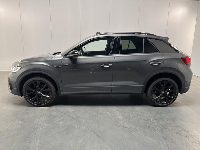 Volkswagen T-Roc 1.5 TSI R-Line / AUTOMAAT/ PANO/ BLACK-STYLE/ CAMERA/ STUUR+STOELVERWARM./ APP-CONNECT/ ACC/ ELEK.ACHTERKLEP/ KEYLESS/ DODEHOEK/ DIGITAL DASH/ DAB/ CLIMA/ LED/ 19'' LMV