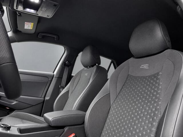 Volkswagen T-Roc 1.5 eTsi 150pk DSG R-Line First Edition · Camera · Wegklapbare Trekhaak · Stoelverwarming · Dodehoek Detectie · Elek. Achterklep · 19'' Inch · Garantie t/m 08-03-2030 of 100.000km