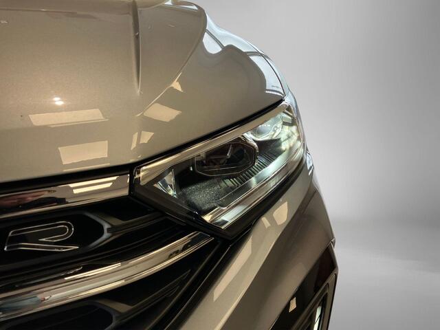 Volkswagen T-Roc 1.5TSI/150PK DSG R-line · Panoramadak · Camera · Apple/Android Car Play · Navigatie