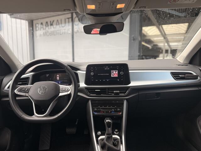 Volkswagen T-Roc 1.5 TSI Life Edition | Camera | Virtual cockpit