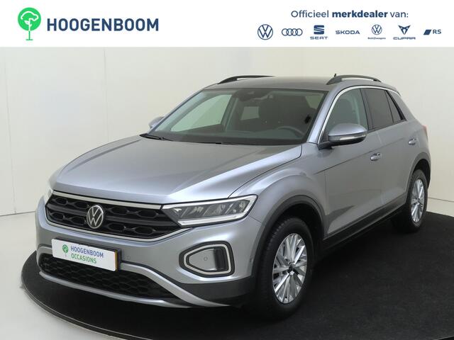 Volkswagen T-Roc 1.0 TSI Life | Digital cockpit Pro | Parkeerassistent | Achteruitrijcamera | Navigatie | Adaptieve cruise control | Draadloze telefoonlader | CarPlay |