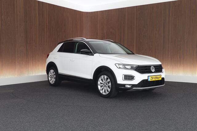 Volkswagen T-Roc 1.5 TSI 150pk DSG Style Trekhaak Camera Virtual Cockpit LED Carplay Stoelverwarming