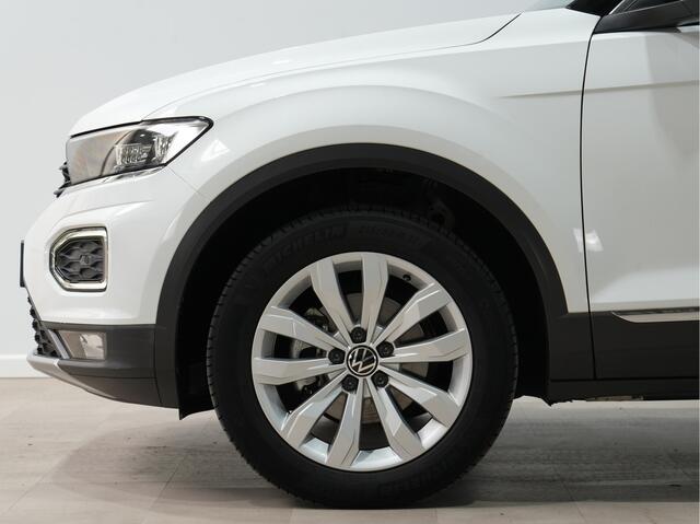 Volkswagen T-Roc 1.5 150pk TSI Sport Panoramadak Navigatie 30