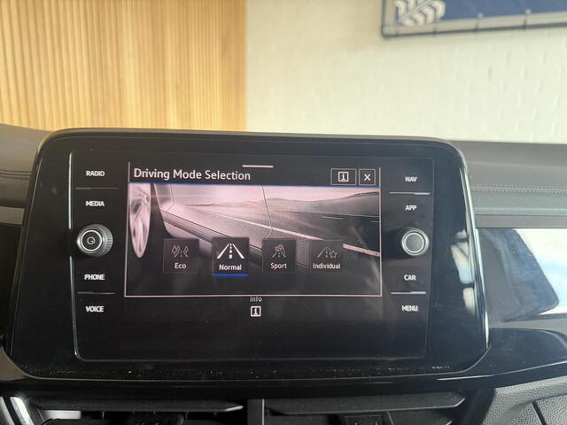 Volkswagen T-Roc 1.5 TSI R-line | Electrische klep | Keyless | Cam