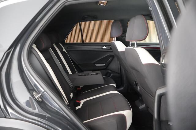 Volkswagen T-Roc 1.0 TSI 116pk Sport Trekhaak LED Navigatie