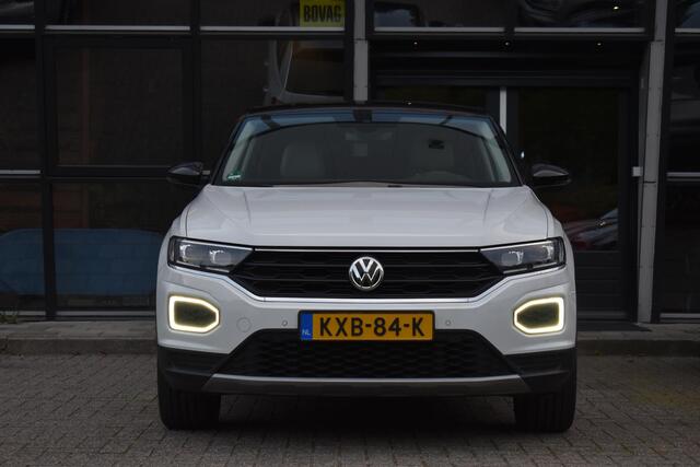 Volkswagen T-Roc 1.5 TSI Sport Lane Stoel.vw Xenon Led Sfeer DSG