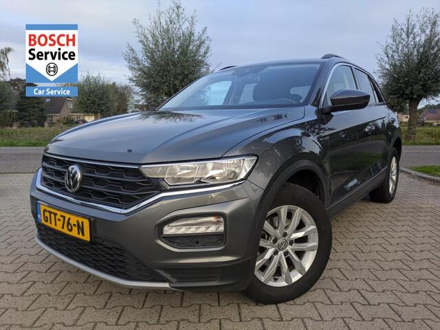 Volkswagen T-Roc 1.5 TSI Sport DSG I Adap. cruise I Camera I Trekhaak I Stoelv.w I Carplay