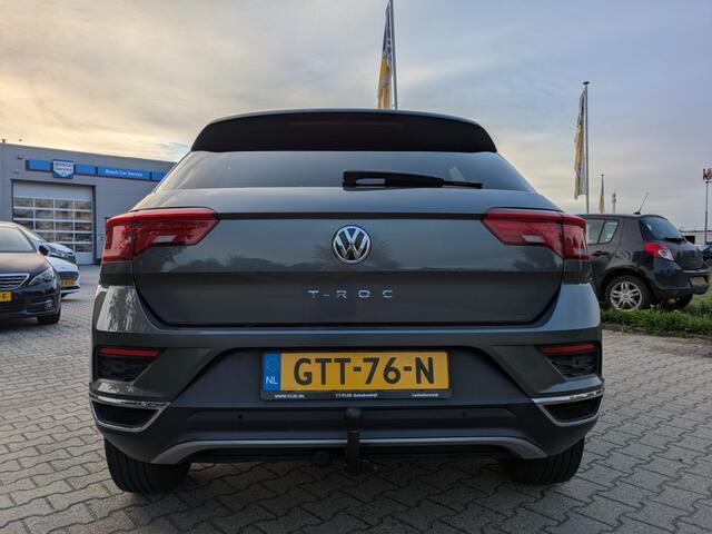 Volkswagen T-Roc 1.5 TSI Sport DSG I Adap. cruise I Camera I Trekhaak I Stoelv.w I Carplay